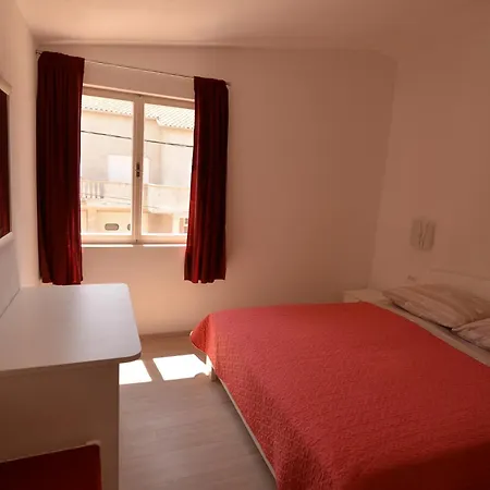 Apartment By The Sea Tkon, Pasman - 16589 Tkon