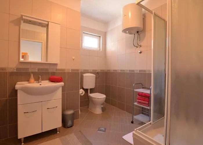 By The Sea Tkon, Pasman - 16589