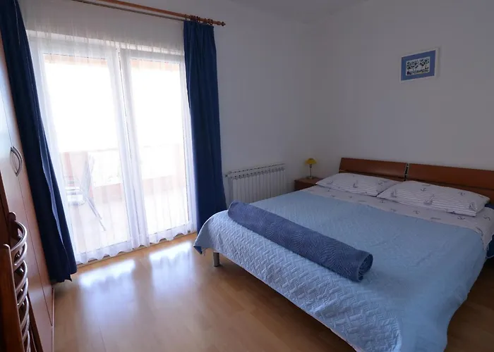 By The Sea Tkon, Pasman - 16589 *