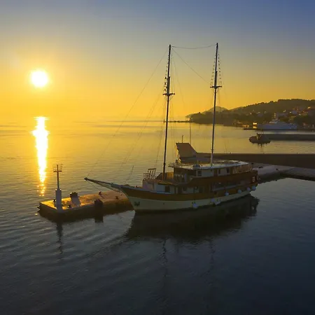 公寓 By The Sea Tkon, Pasman - 16589 特孔